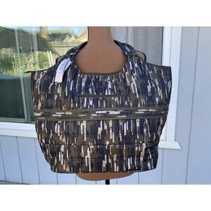 LUG Gondola XL Oversized Slouch Tote/Travel Bag NWT Camo Extra‎ Insulated Bag10